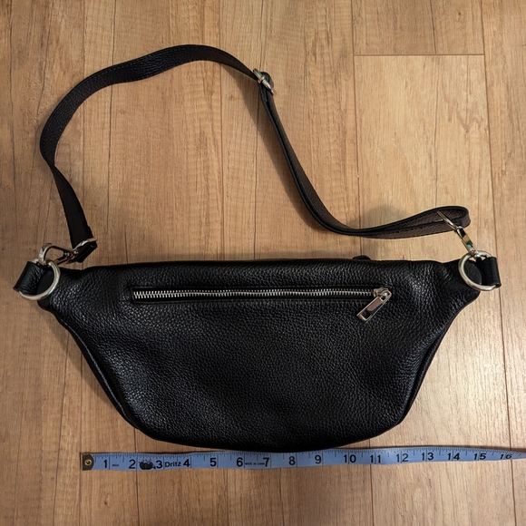 Genuine Black Leather Crossbody Bag - Picture 7 of 8